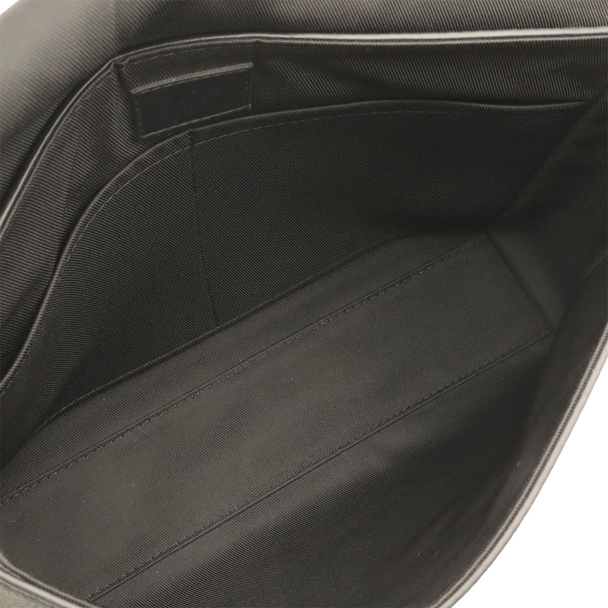 Louis Vuitton LV Aerogram Takeoff Messenger Shoulder Bag Leather Noir Black — view 8