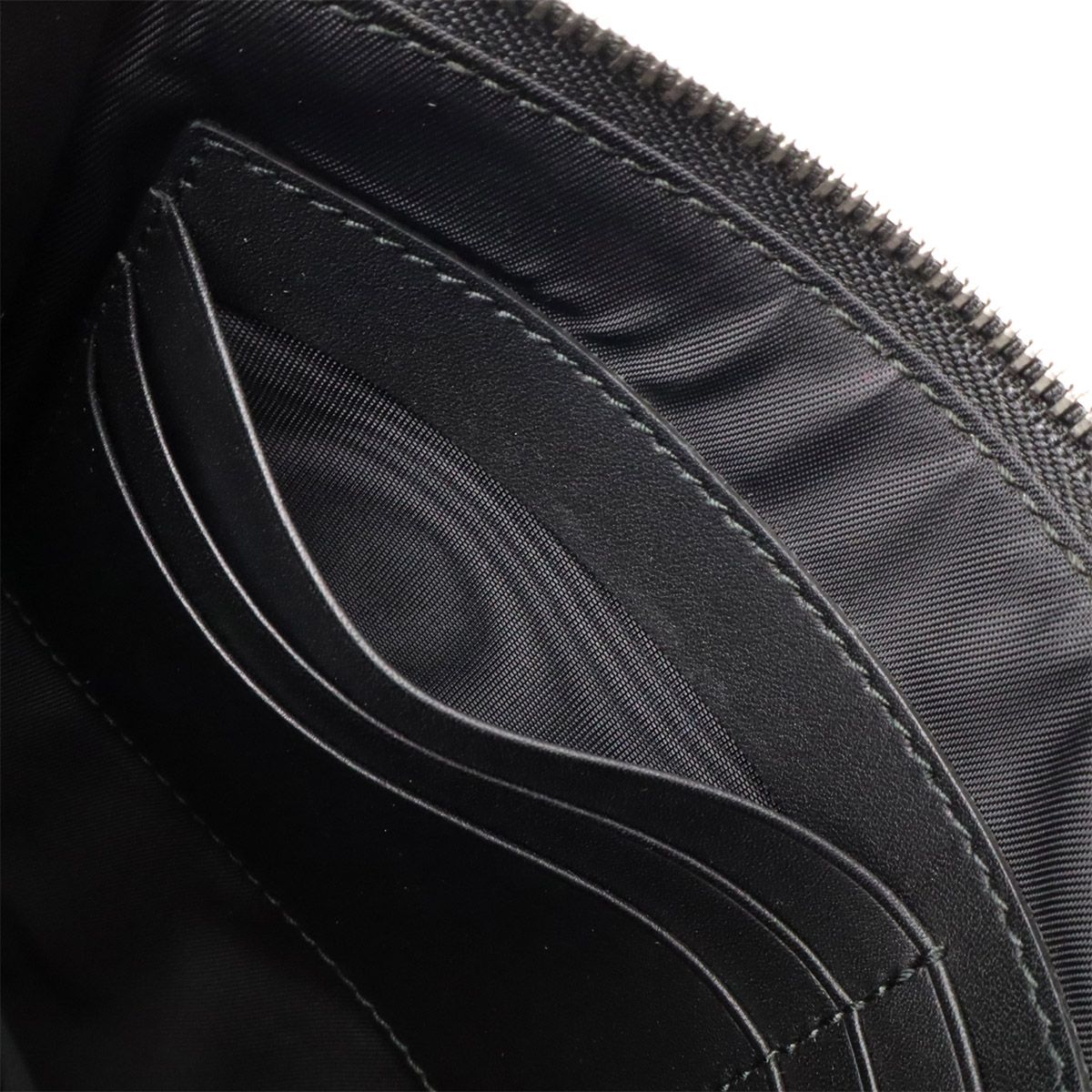 Gucci GG Blooms Supreme Clutch Flower Floral Pattern Leather Khaki Beige Green — view 8