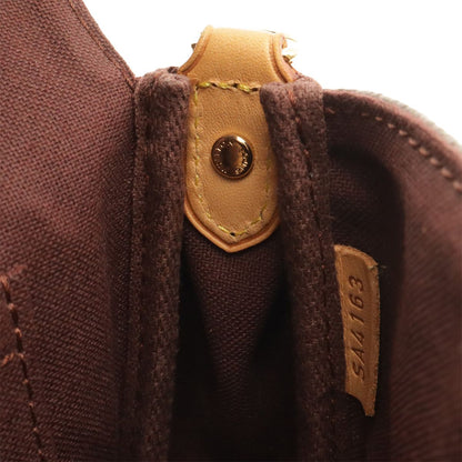 Louis Vuitton Monogram Favorite PM Shoulder Bag Crossbody 2-Way Clutch Pouch — view 7