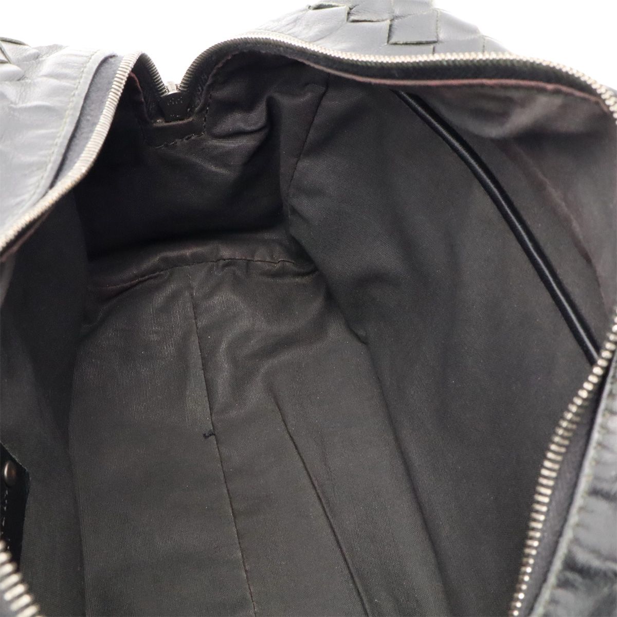Bottega Veneta Intrecciato Clutch Leather Black — view 7