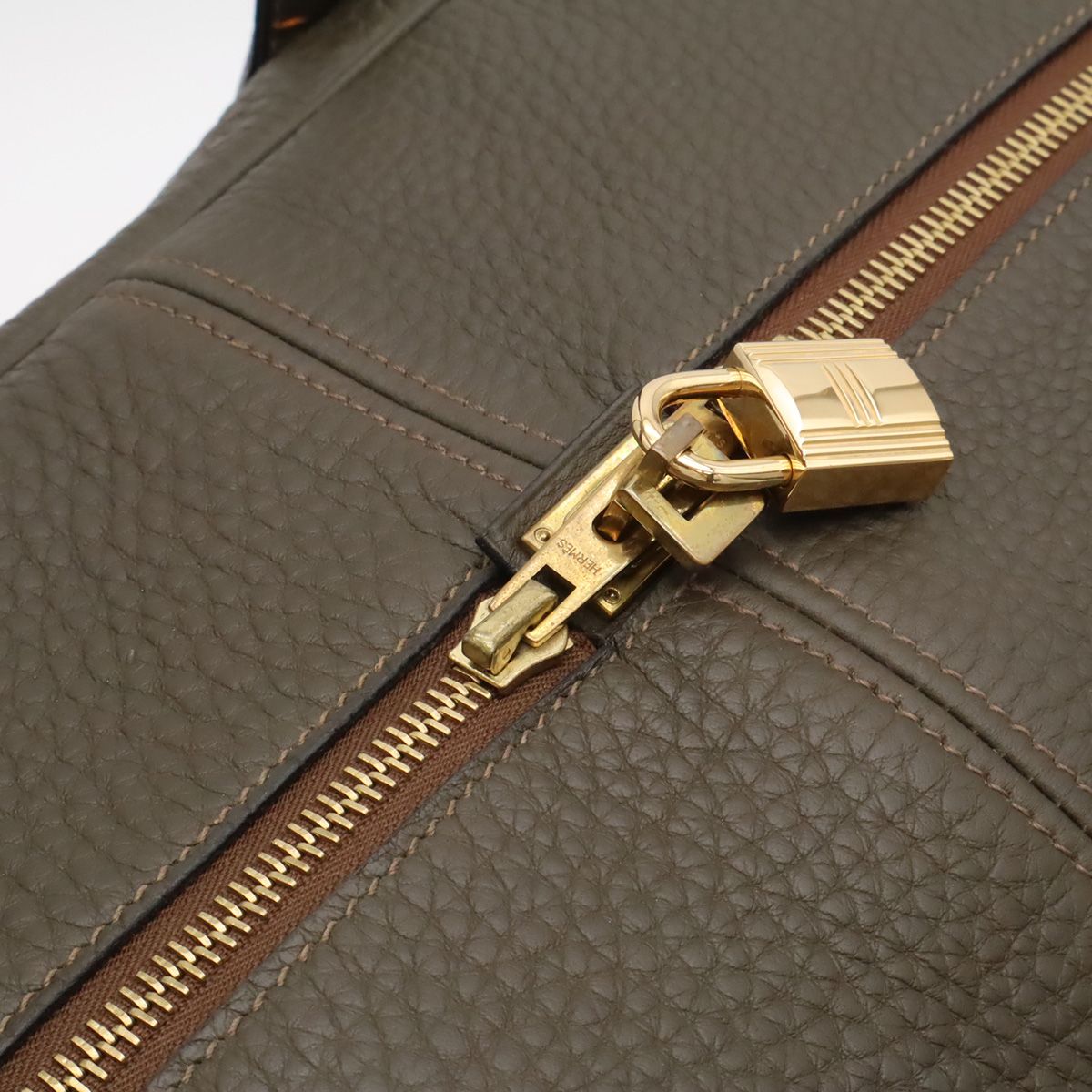 Hermes Victoria 43 Boston Bag Purse Taurillon Clemence Leather Dark Olive — view 5