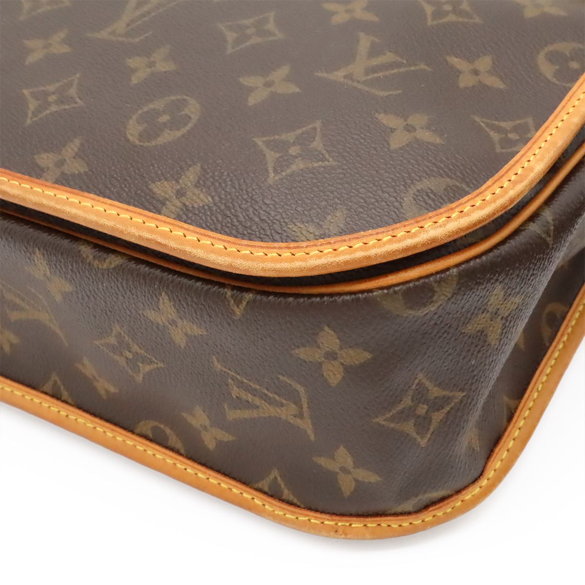 Louis Vuitton Monogram Messenger GM Bossfall Bag — view 3