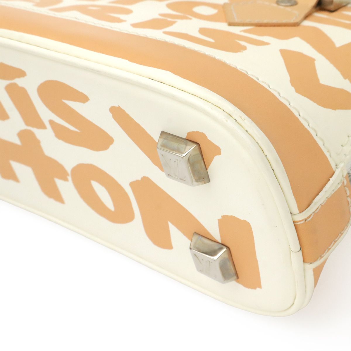 Louis Vuitton Graffiti Alma PM Mini Bag Leather Beige — view 3
