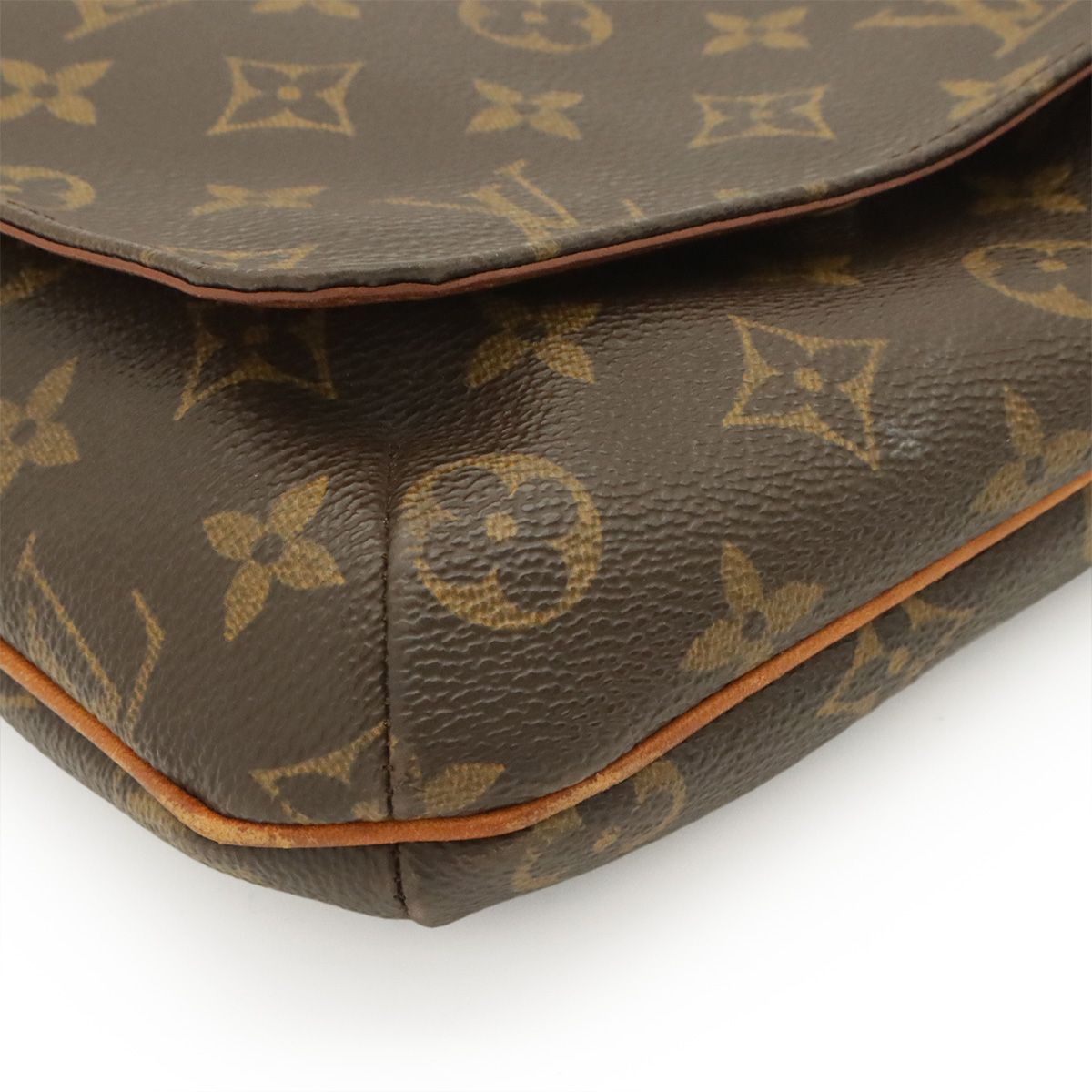 Louis Vuitton Monogram Musette Salsa Long Shoulder Bag — view 3