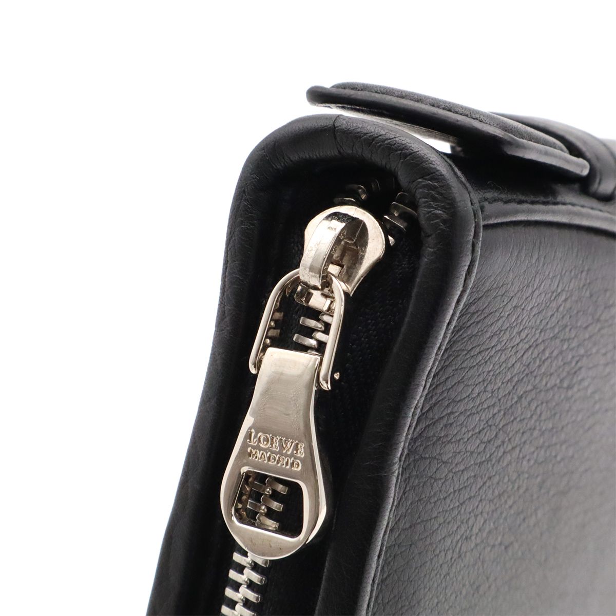 Loewe Anagram Clutch Zip Around Wallet Leather Black Silver — view 5