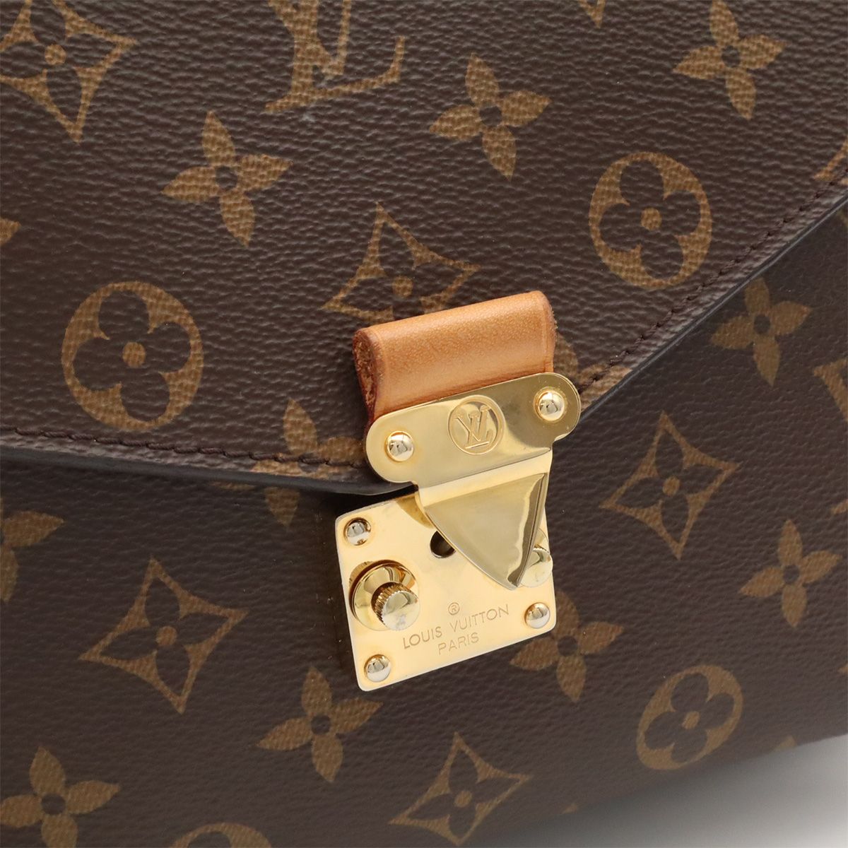 Louis Vuitton Monogram Pochette Metis MM 2-Way Shoulder Bag Clutch — view 6