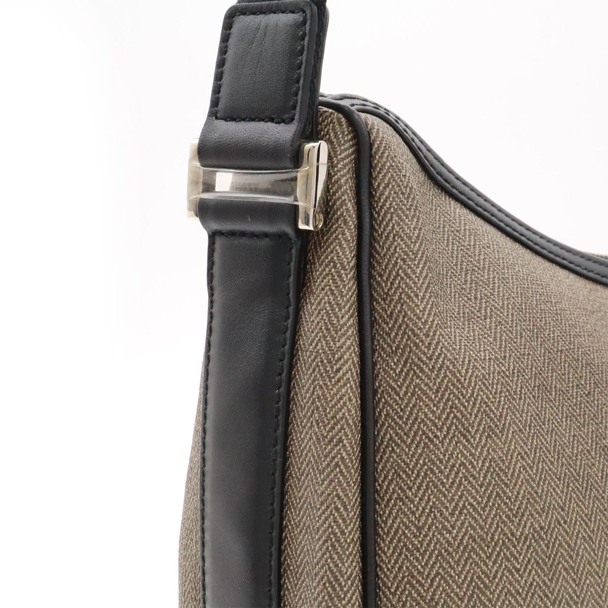 Bvlgari Weekend Shoulder Bag Crossbody Leather Gray Black Silver — view 4