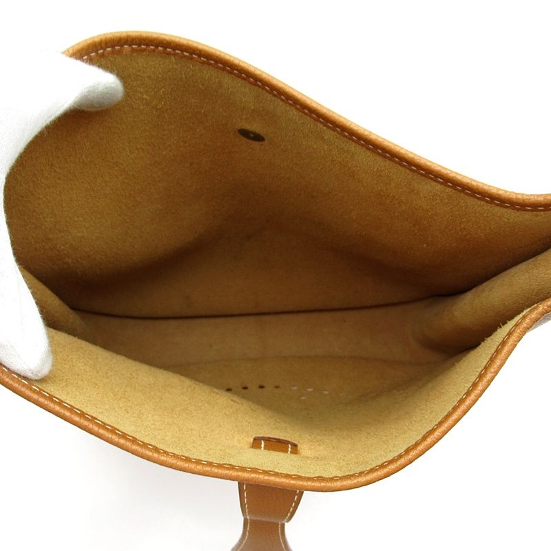 Hermes Evelyne 1 GM Taurillon Clemence Shoulder Bag Gold — view 6