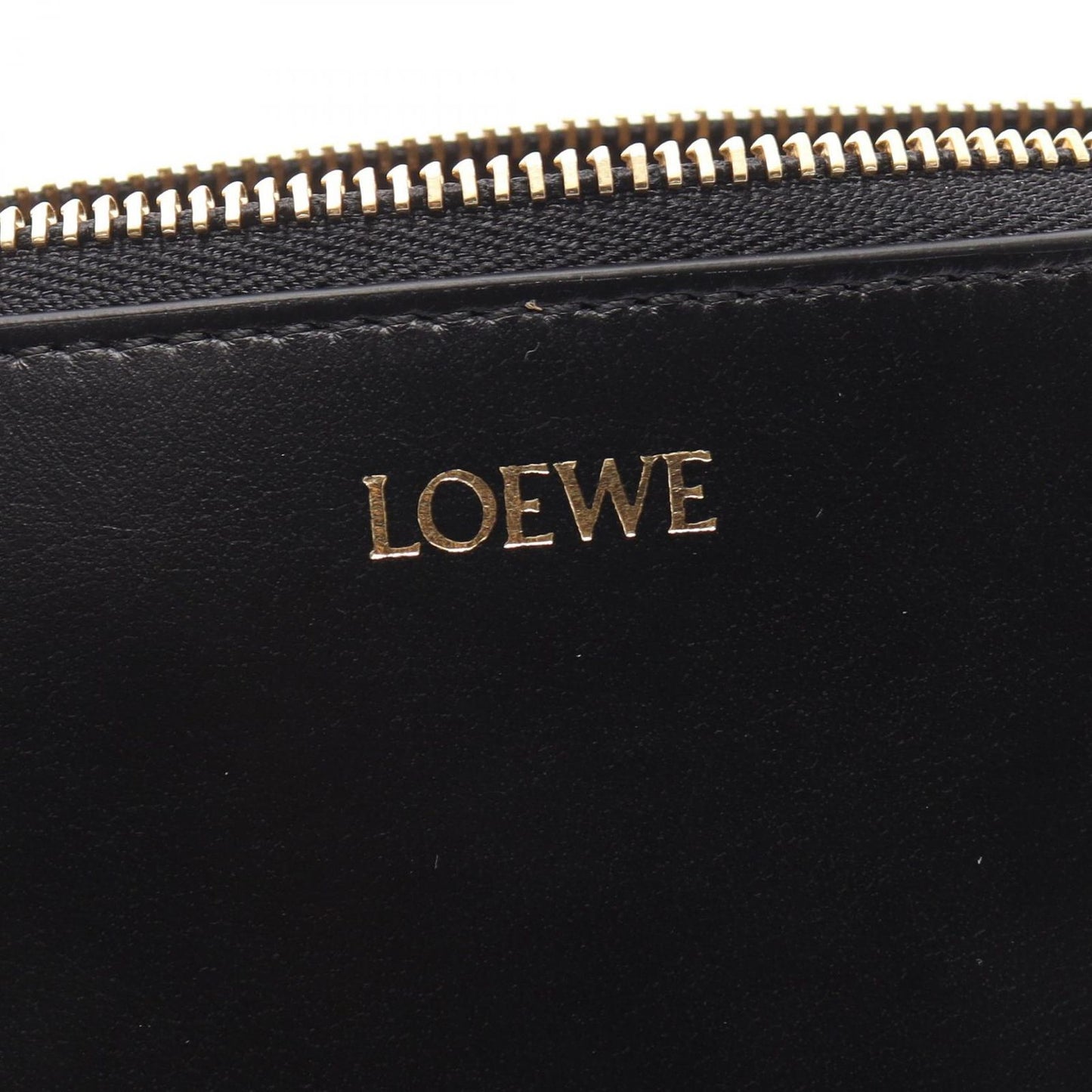 Loewe Clutch Puzzle Fold Pouch Leather Shoulder Bag — view 4