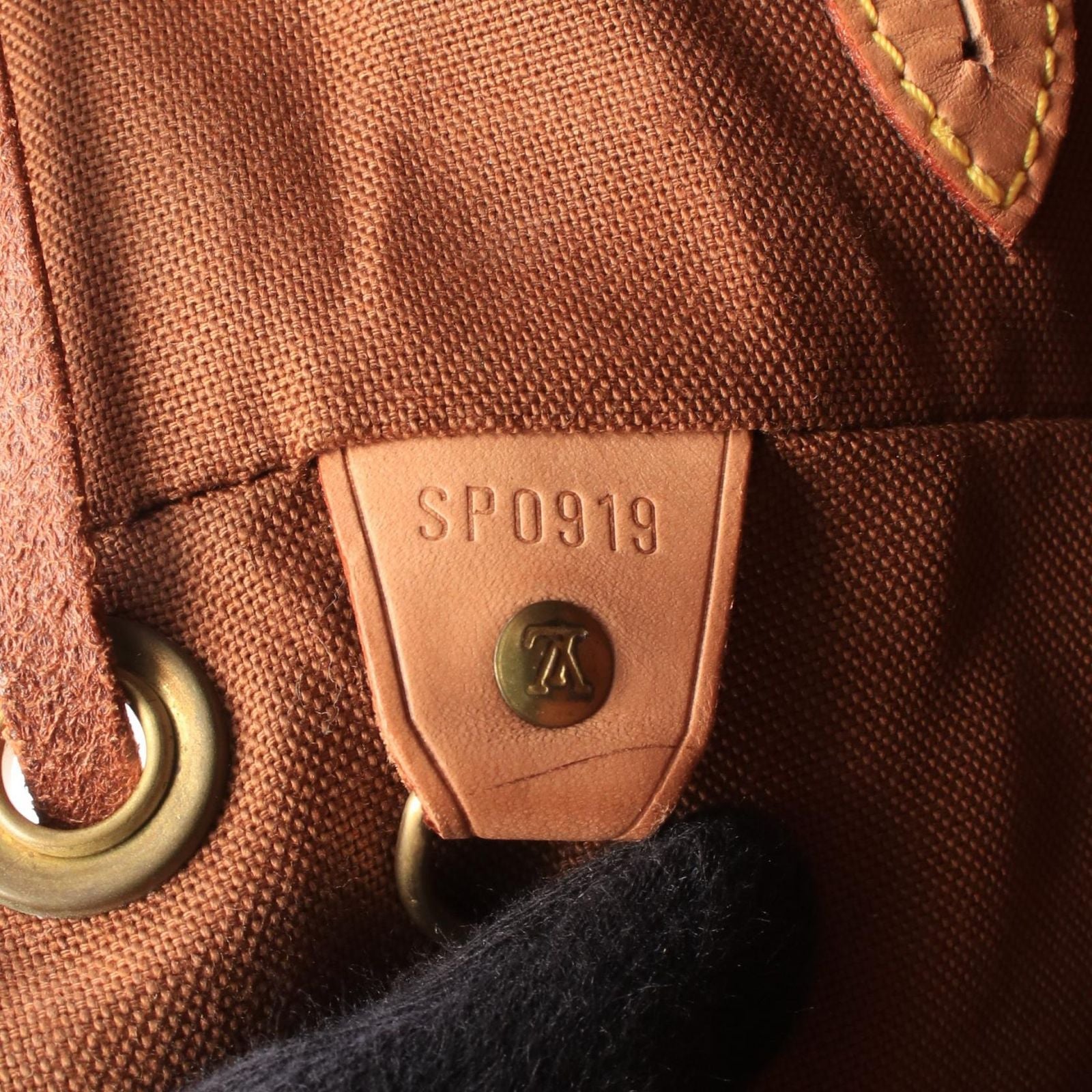 Louis Vuitton Backpack Montsouris MM Monogram Leather — view 5