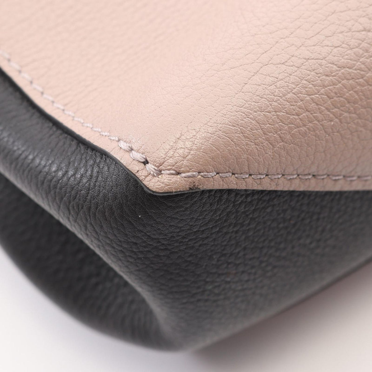 Louis Vuitton Handbag Lockme 2 Pink Gray Noir Leather — view 6