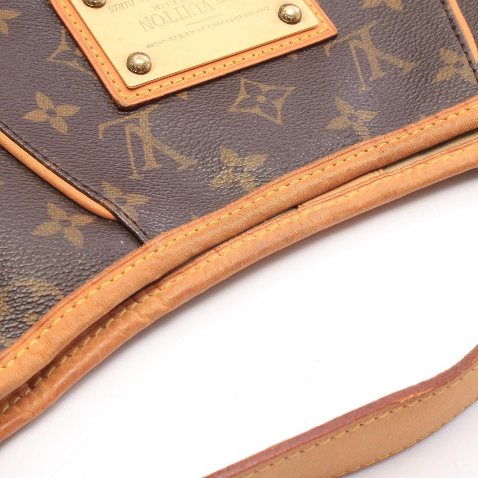 Louis Vuitton Shoulder Bag Galleria PM Monogram Leather — view 8