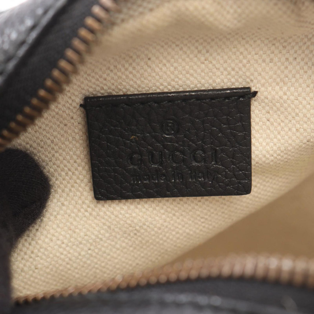 Gucci Shoulder Bag Webbing Line Black Leather Logo Print — view 4