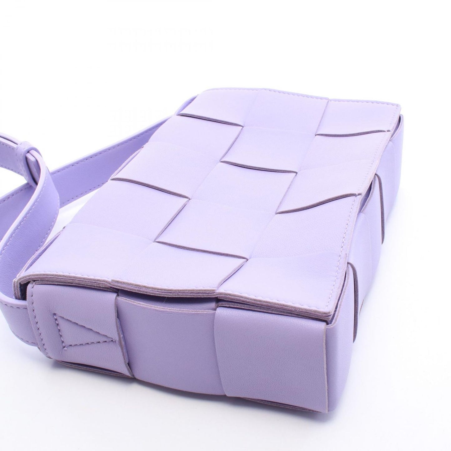 Bottega Veneta Shoulder Bag Cassette Crossbody Maxi Intrecciato Purple Leather — view 6
