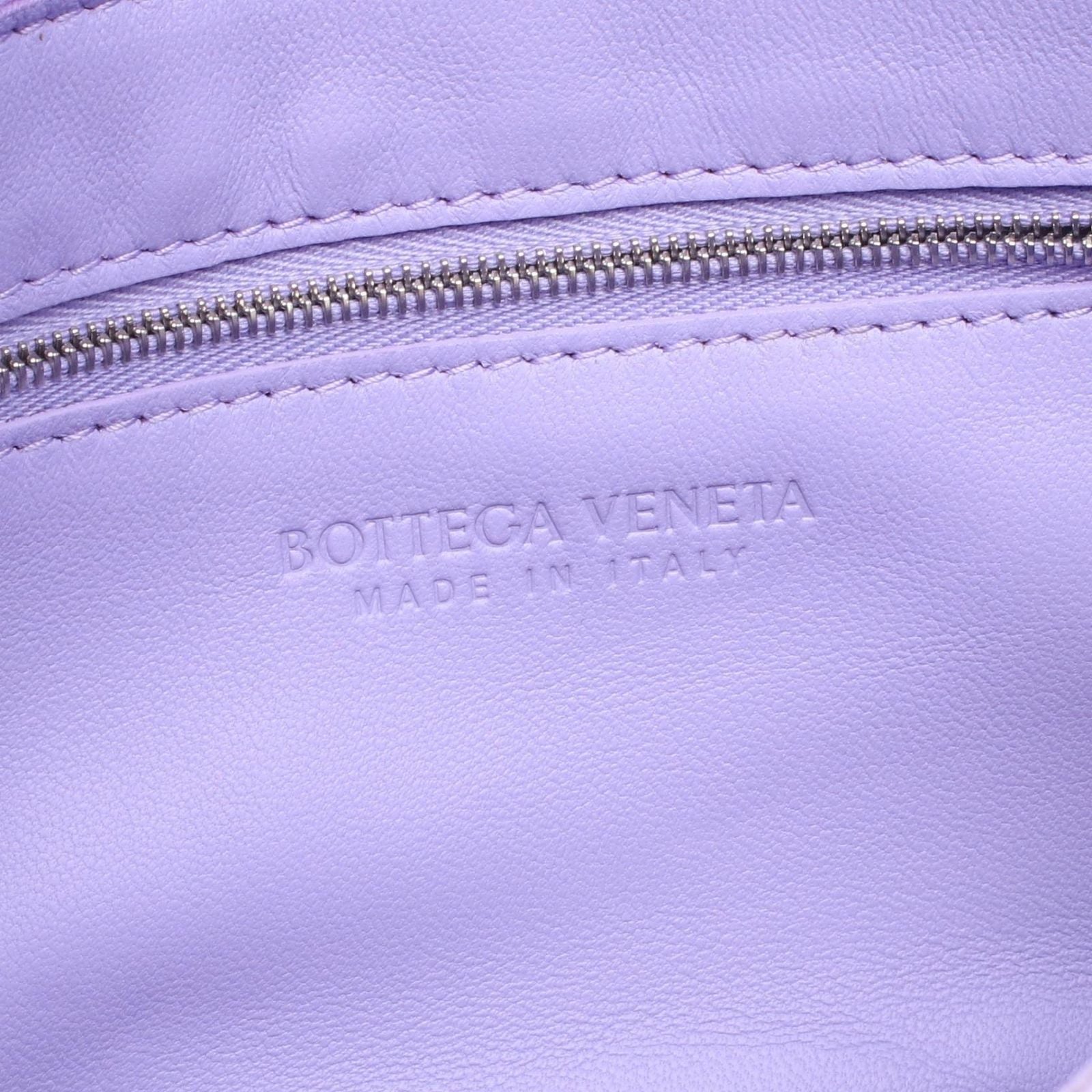 Bottega Veneta Shoulder Bag Cassette Crossbody Maxi Intrecciato Purple Leather — view 4