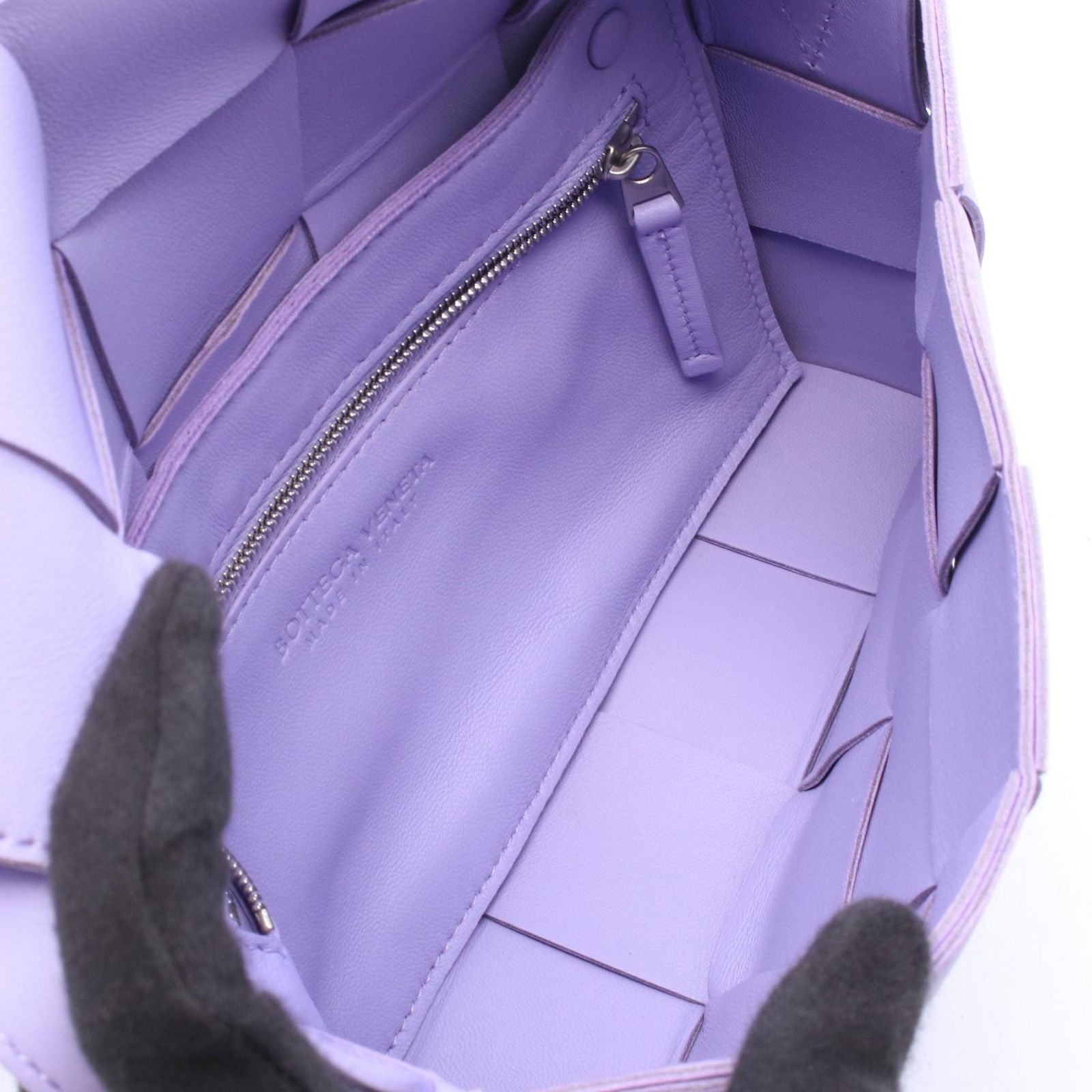 Bottega Veneta Shoulder Bag Cassette Crossbody Maxi Intrecciato Purple Leather — view 3