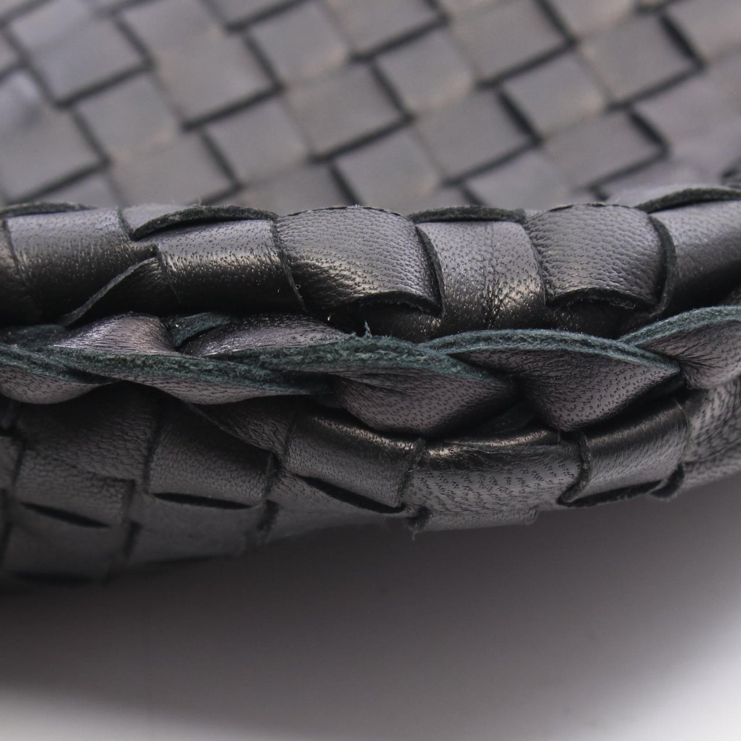 Bottega Veneta Shoulder Bag Intrecciato Black Leather — view 5