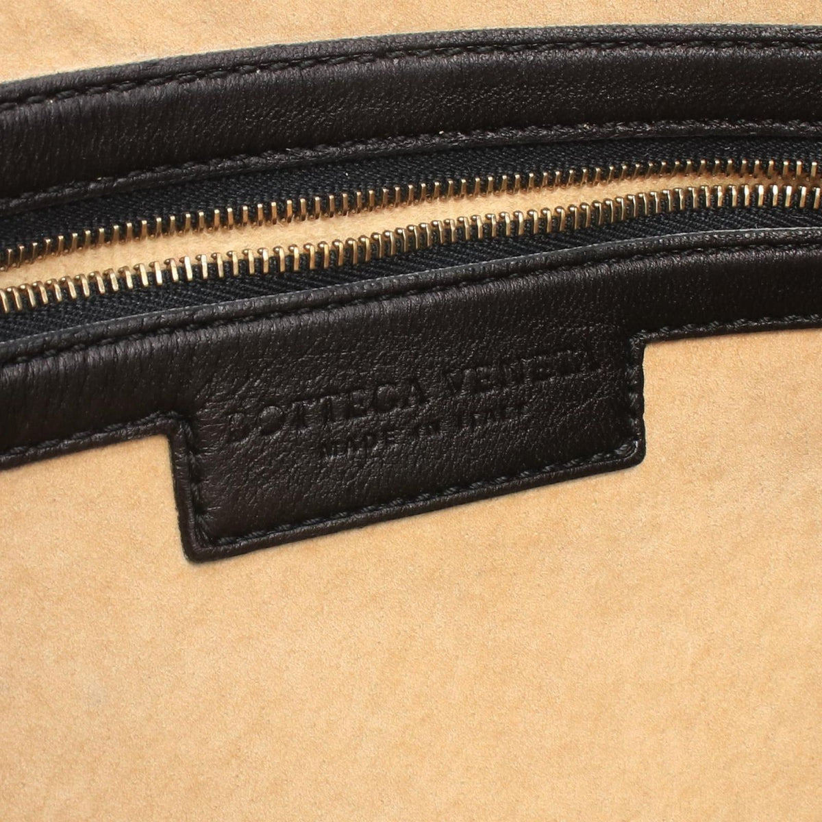 Bottega Veneta Shoulder Bag Intrecciato Black Leather — view 4