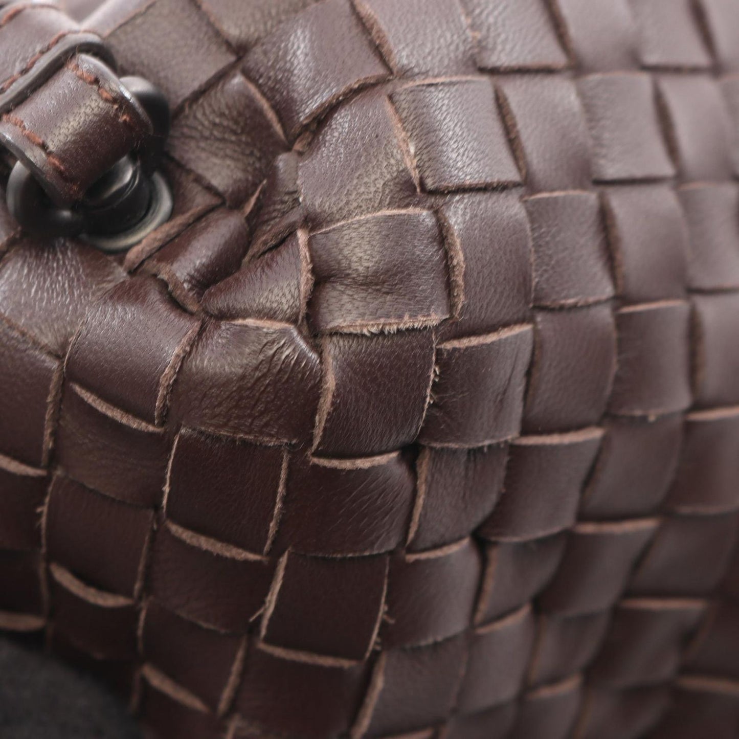Bottega Veneta Shoulder Bag Intrecciato Dark Brown Leather — view 5