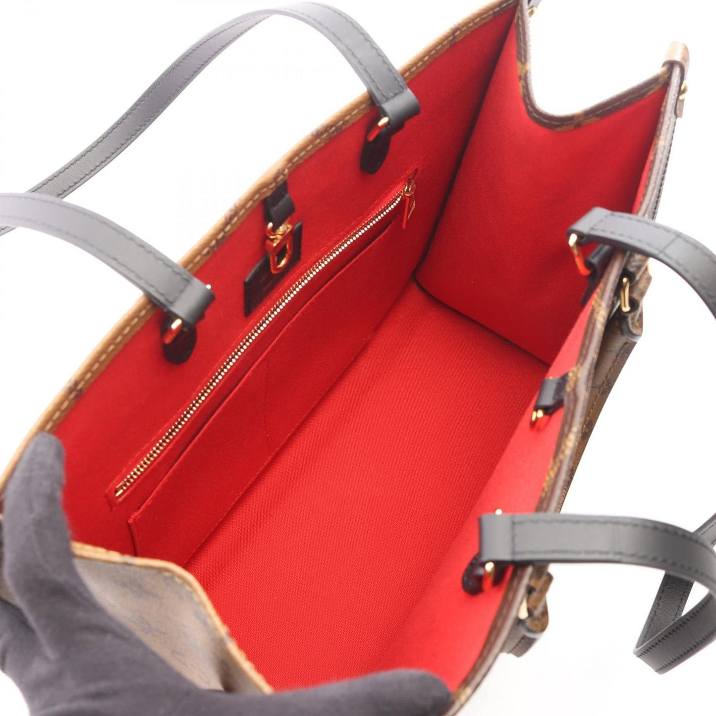 Louis Vuitton Tote Bag On The Go MM Monogram Giant Reverse Leather — view 3