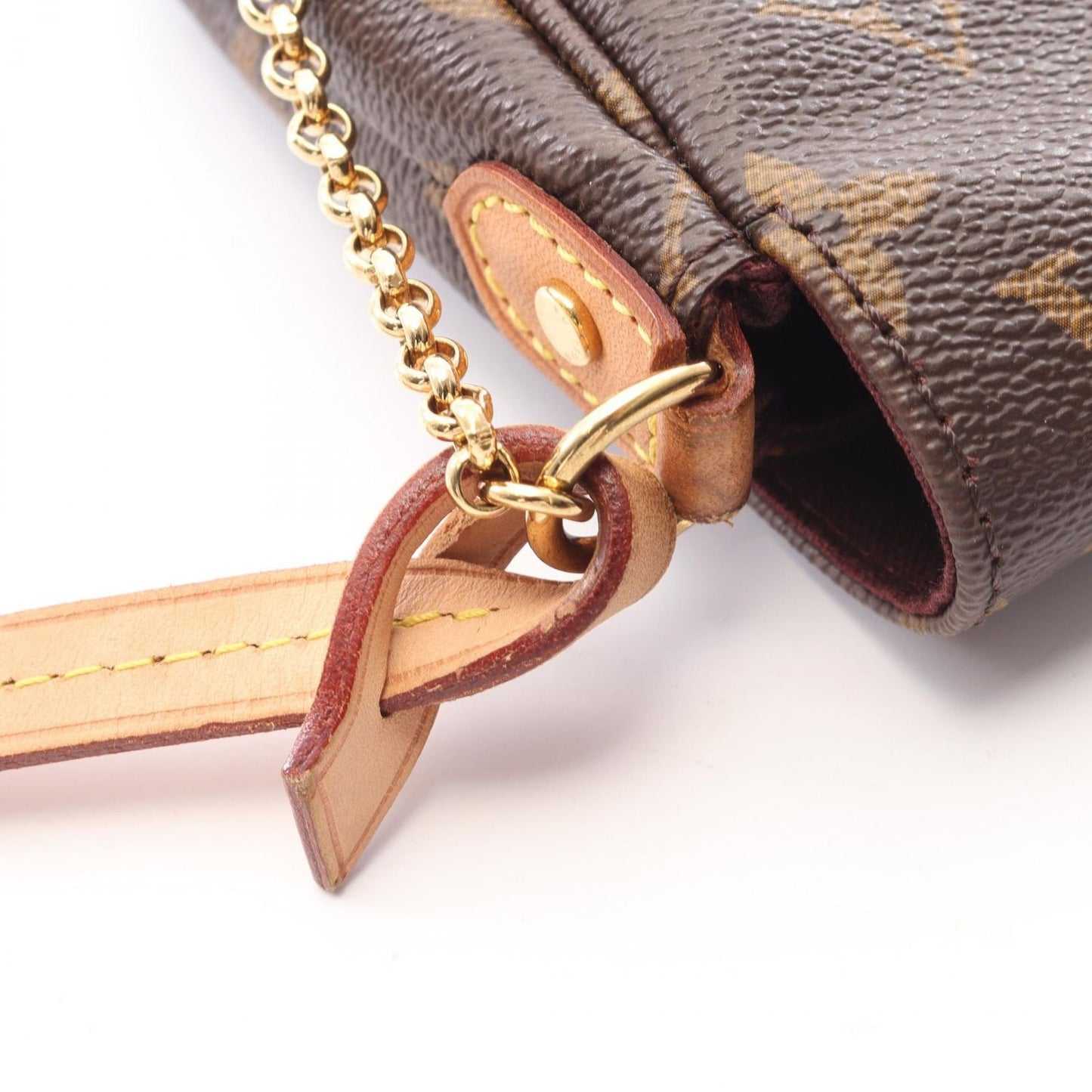 Louis Vuitton Handbag Favorite PM Monogram Leather — view 8