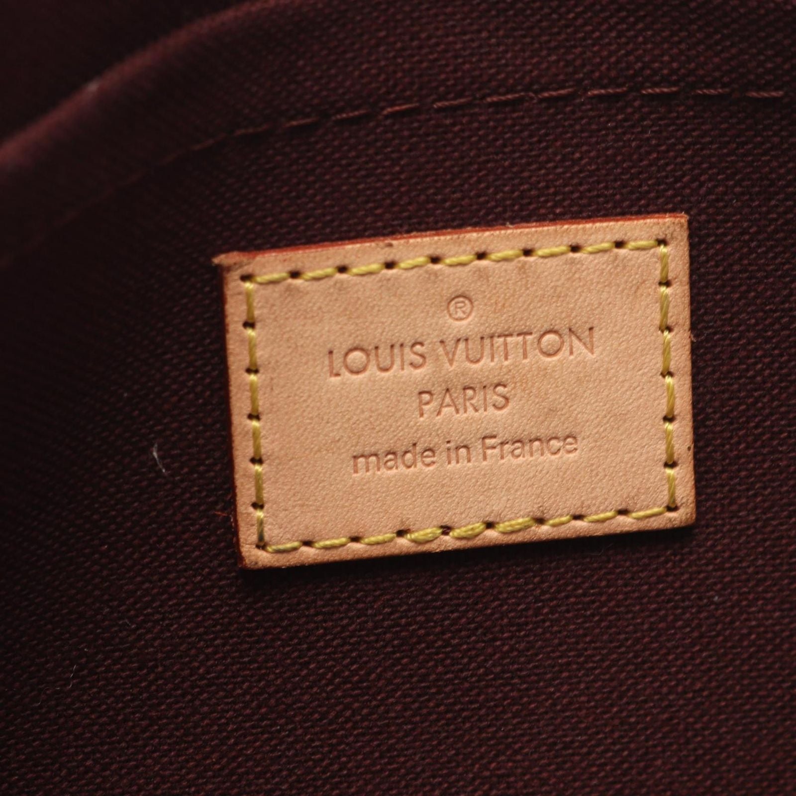 Louis Vuitton Handbag Favorite PM Monogram Leather — view 4