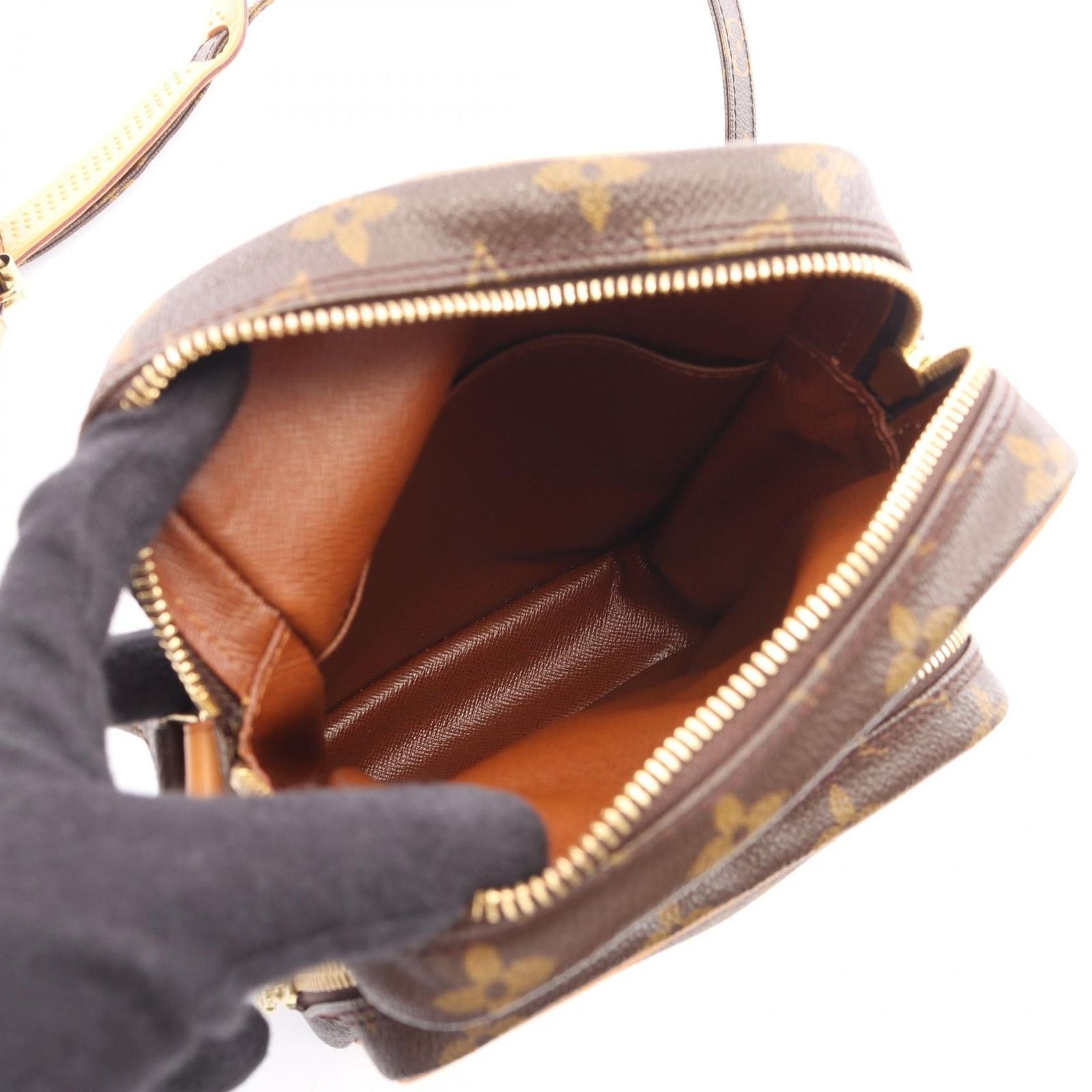 Louis Vuitton Shoulder Bag Amazon Monogram Leather — view 3