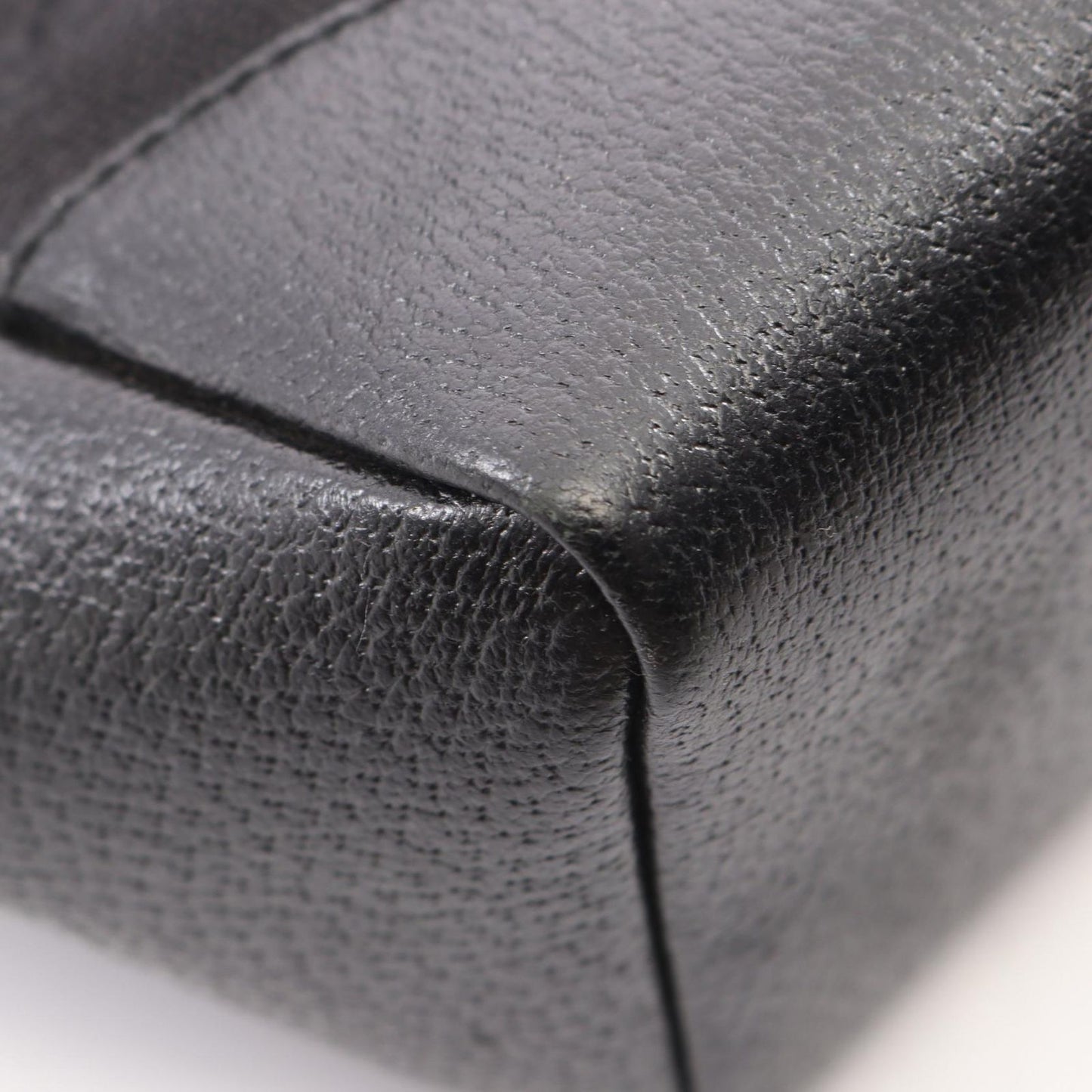 Gucci Shoulder Bag GG Canvas Black — view 7