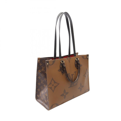 Louis Vuitton Tote Bag On The Go MM Monogram Giant Reverse Leather — view 2