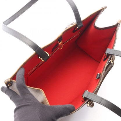 Louis Vuitton Tote Bag On The Go MM Monogram Giant Reverse Leather — view 3