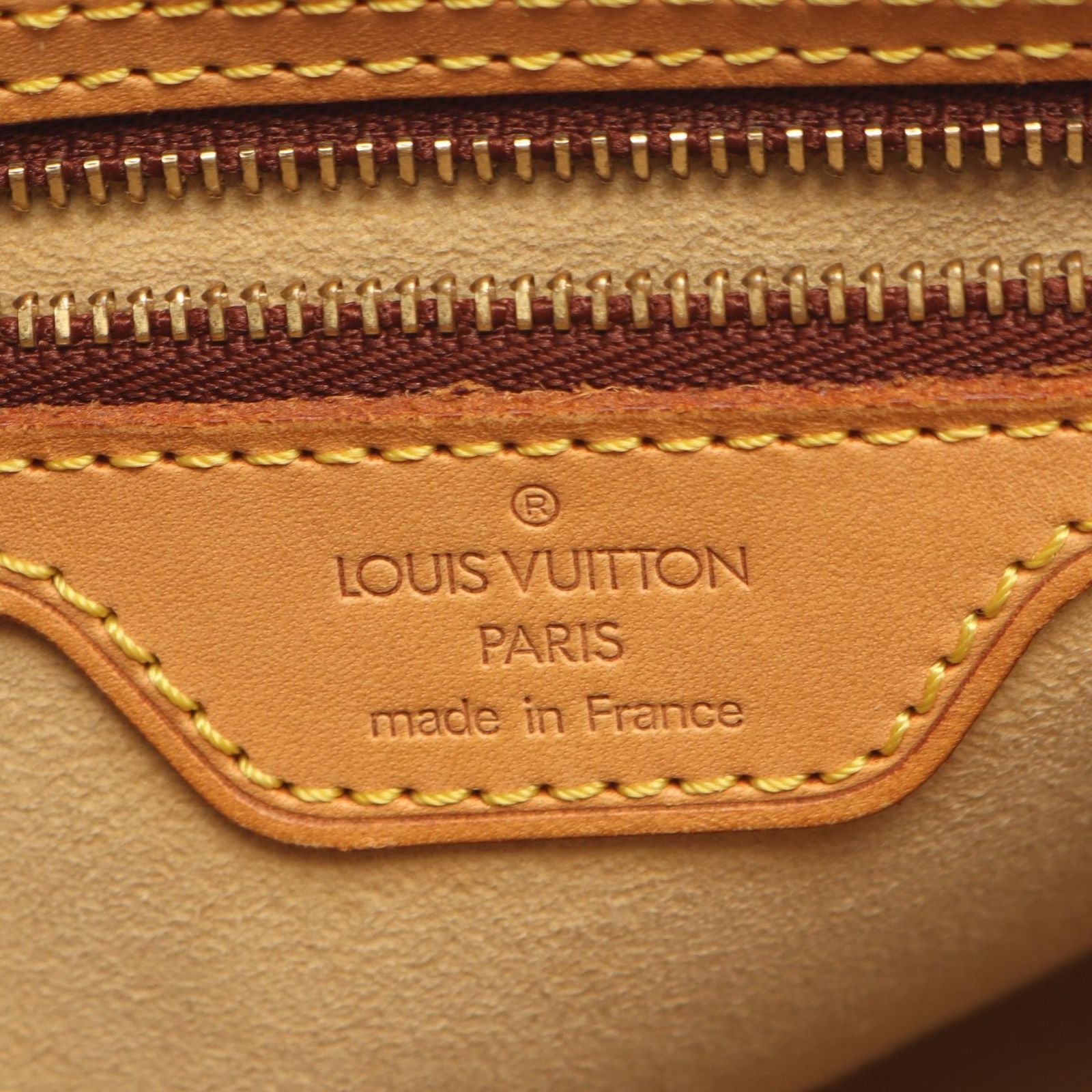 Louis Vuitton Shoulder Bag Looping MM Monogram Leather — view 4