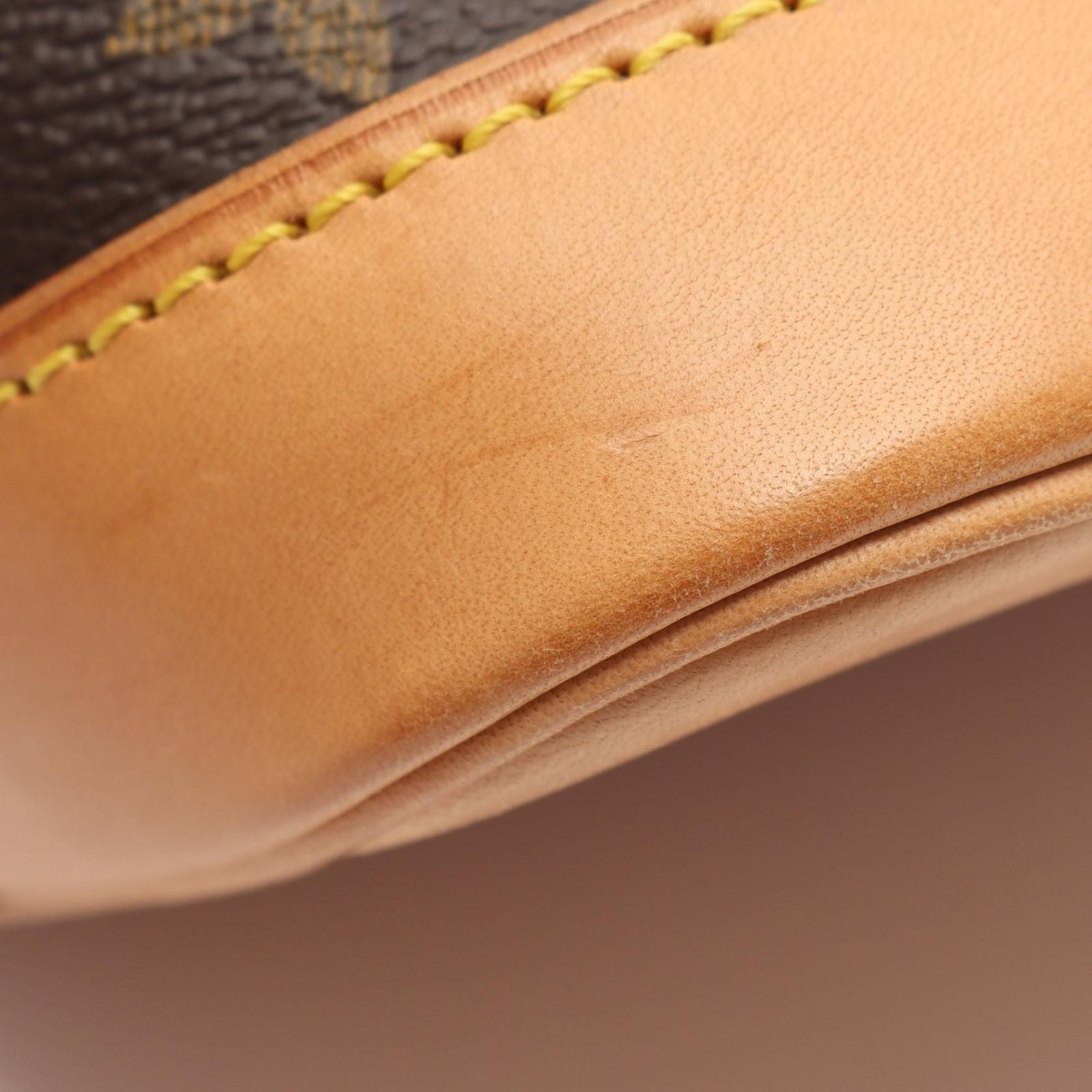 Louis Vuitton Handbag Alma PM Leather — view 7