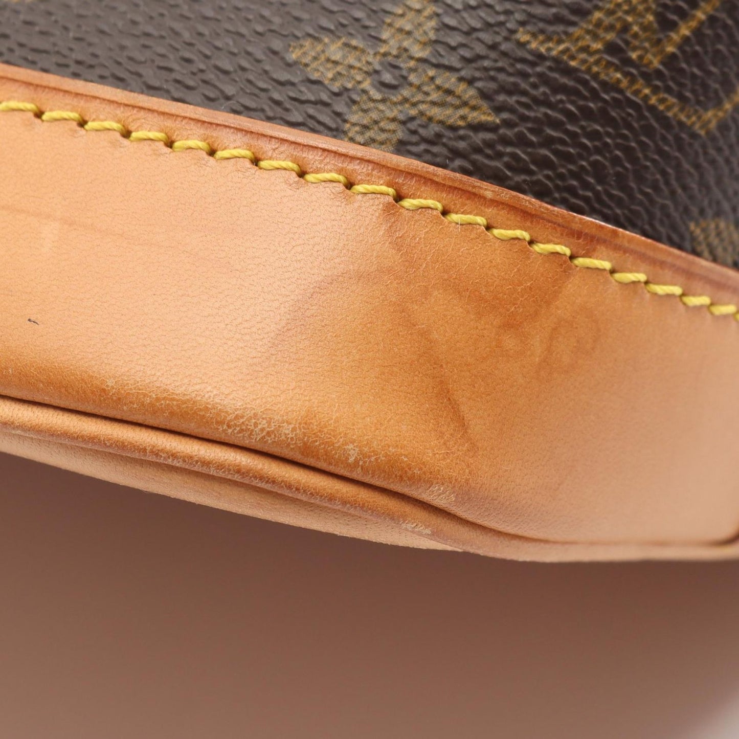 Louis Vuitton Handbag Alma PM Leather — view 6
