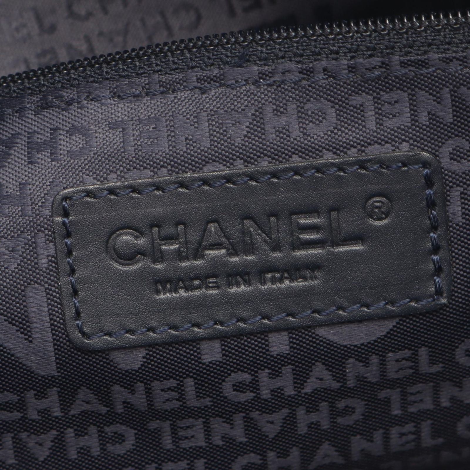 Chanel Tote Choco Bar Navy Caviar Leather Boston Bag — view 4