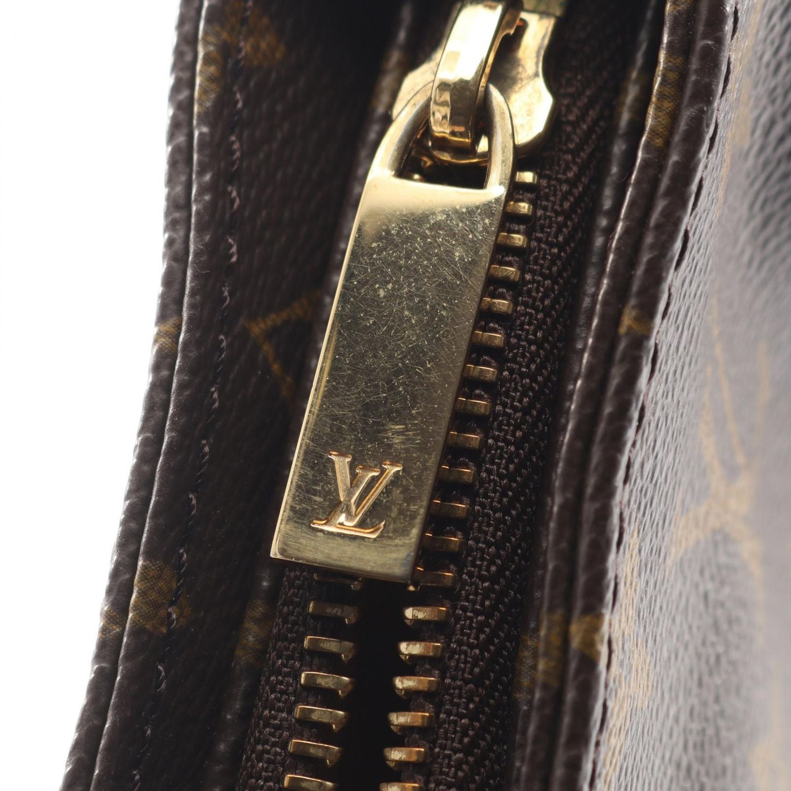 Louis Vuitton Shoulder Bag Looping MM Leather — view 8