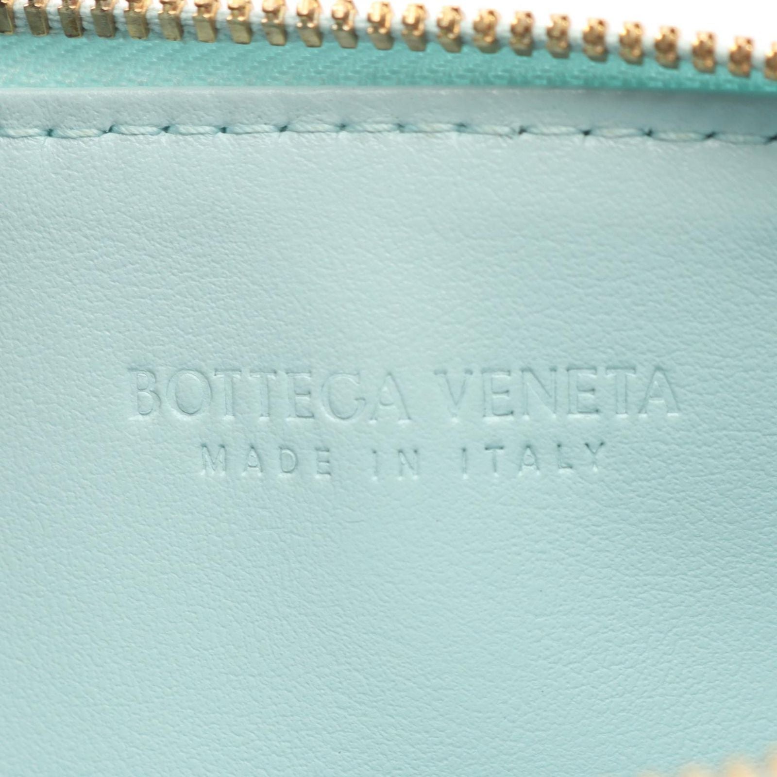 Bottega Veneta Pouch Intrecciato with Hand Strap Light Blue Leather — view 4