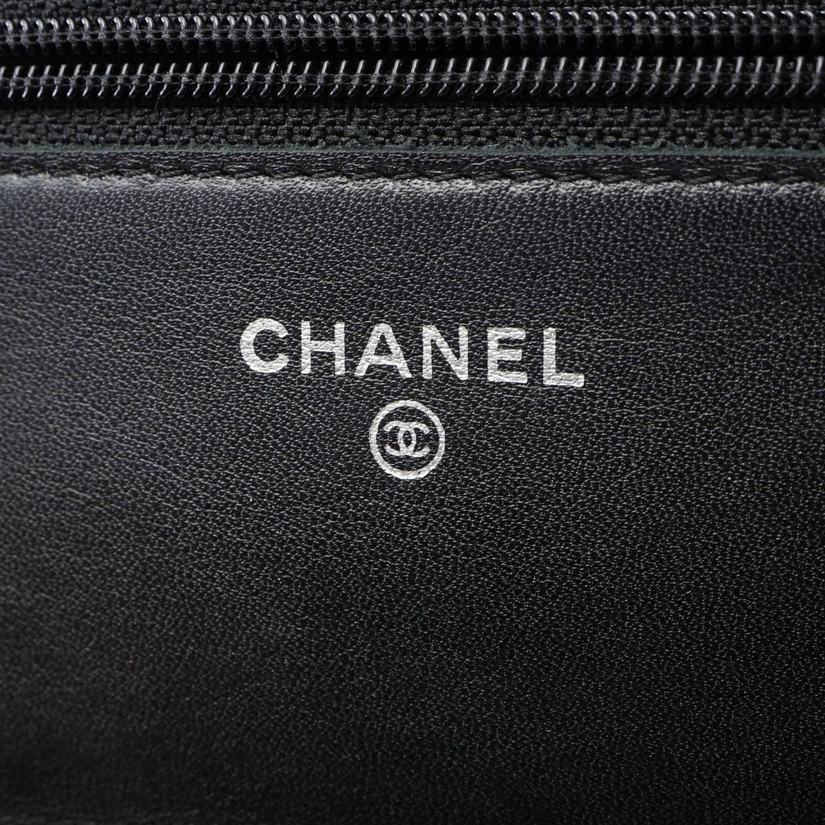 Chanel Shoulder Bag CC Logo Black Caviar Leather Quilted Chain Wallet — view 4