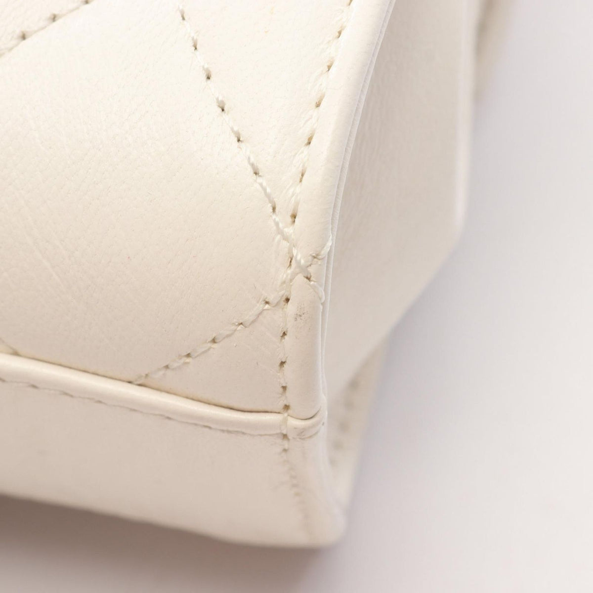 Chanel Shoulder Bag Quilted Top Handle White Leather Top 2-Way Chain — view 8