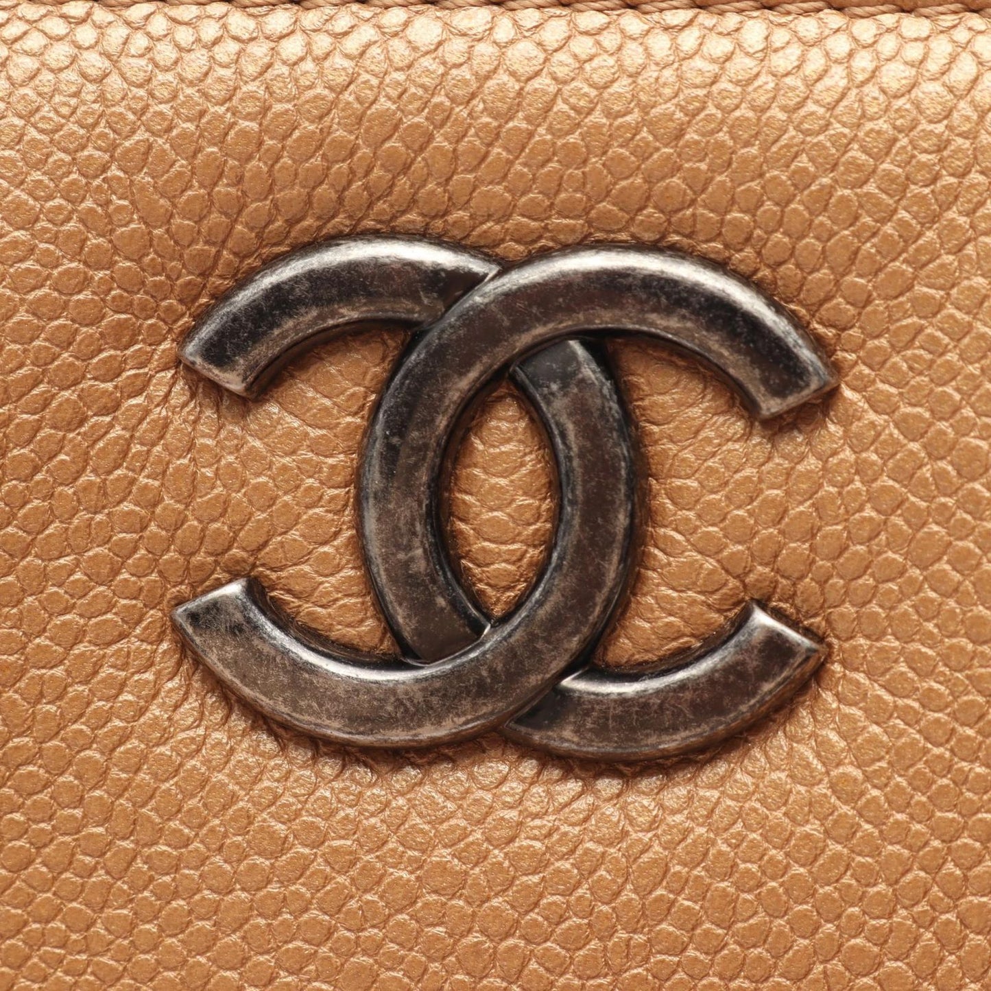 Chanel Tote Bag CC Logo Antique Silver Gold Caviar Leather Chain — view 6