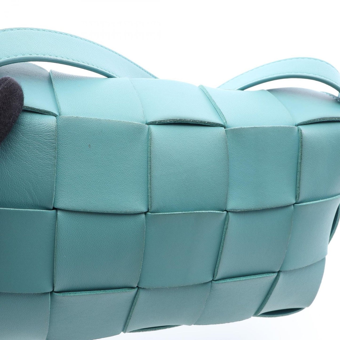 Bottega Veneta Shoulder Bag Cassette Maxi Intrecciato Mint Green Leather — view 6