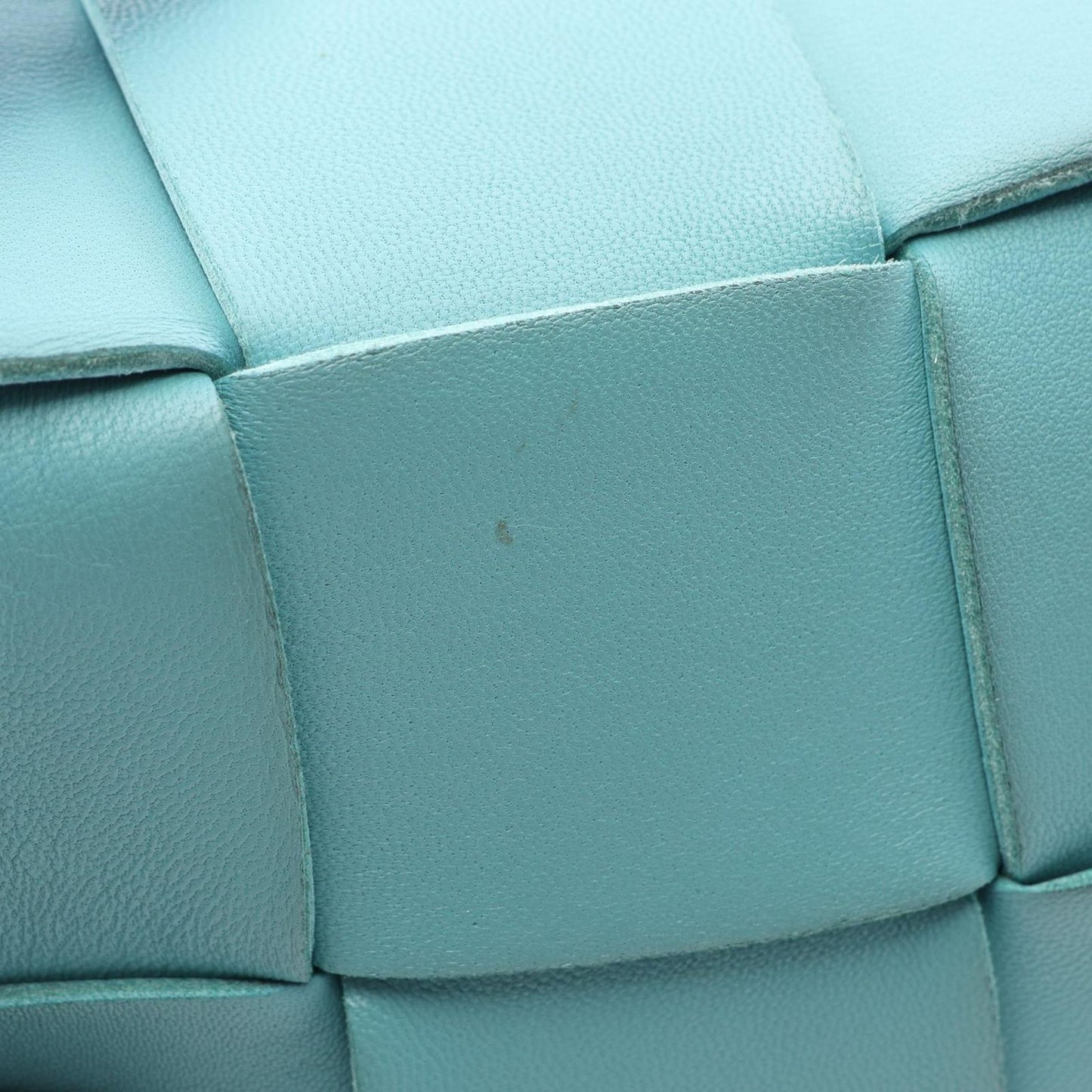 Bottega Veneta Shoulder Bag Cassette Maxi Intrecciato Mint Green Leather — view 5