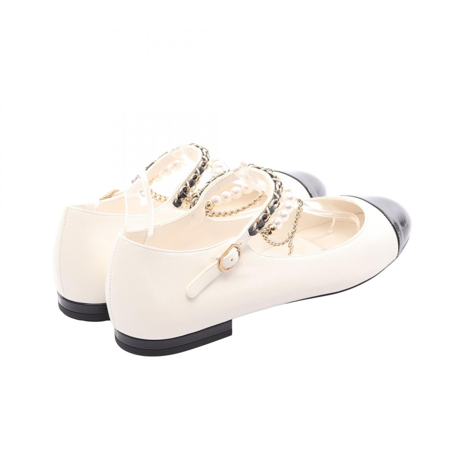 Chanel CC Logo Chain Mary Jane White Leather Patent Flat Shoes — view 2
