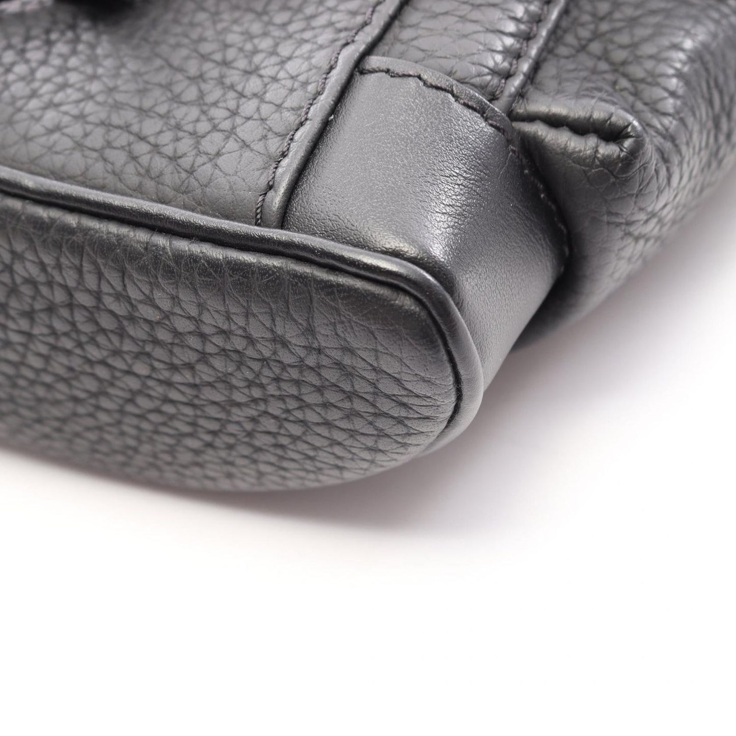 Louis Vuitton Waist Bag Christopher XS Noir Leather — view 5