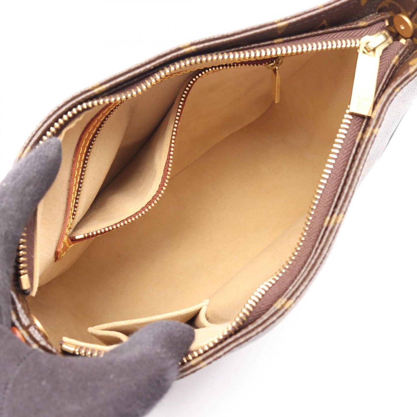 Louis Vuitton Shoulder Bag Looping MM Monogram Leather — view 3