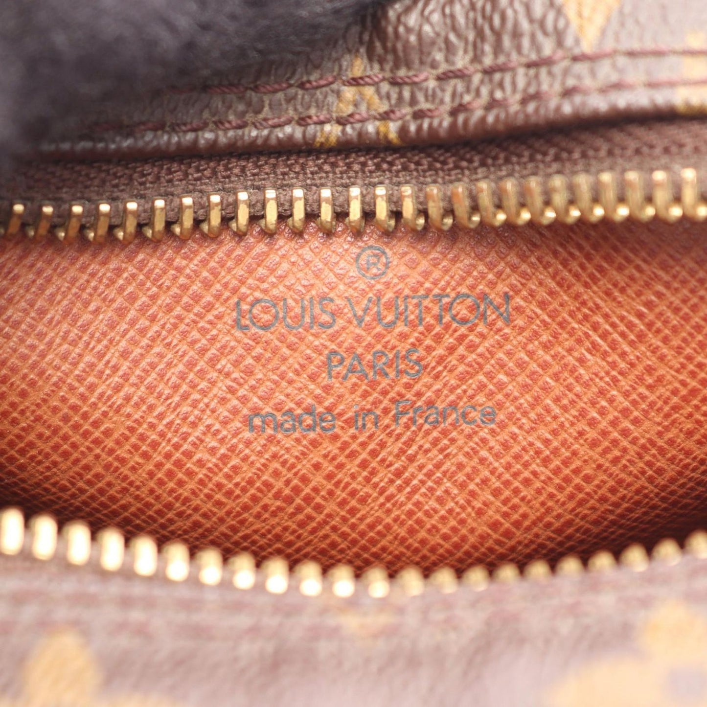 Louis Vuitton Shoulder Bag Amazon Leather — view 4