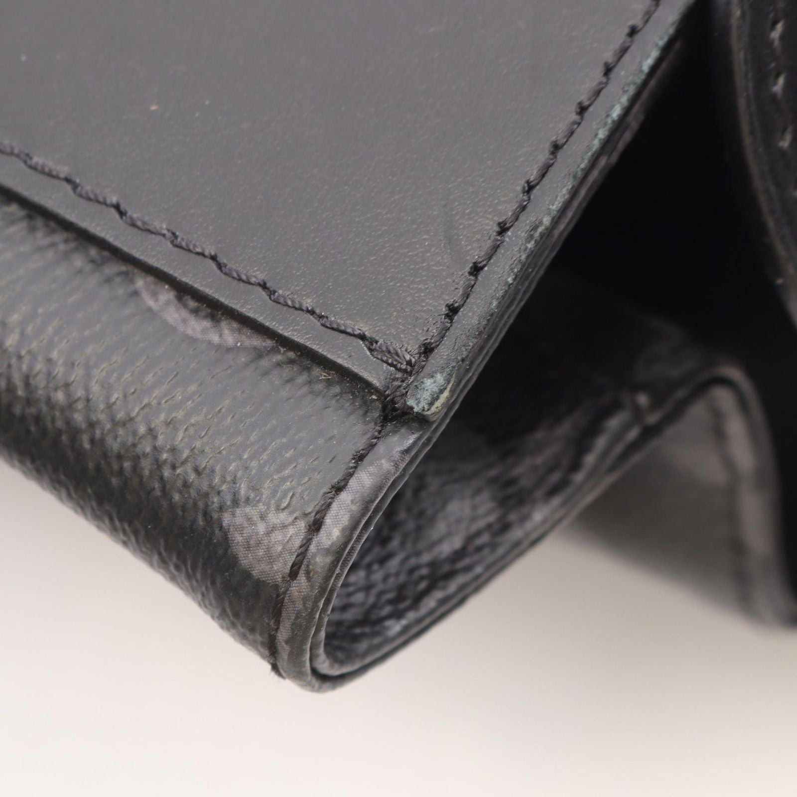 Louis Vuitton Handbag Steamer PM Monogram Eclipse Leather — view 5