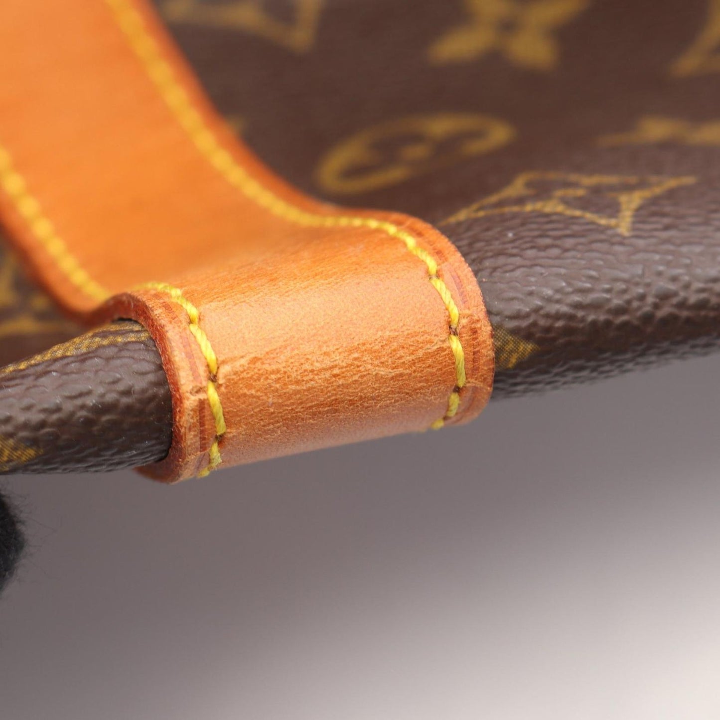Louis Vuitton Boston Bag Keepall 55 Monogram Leather — view 7