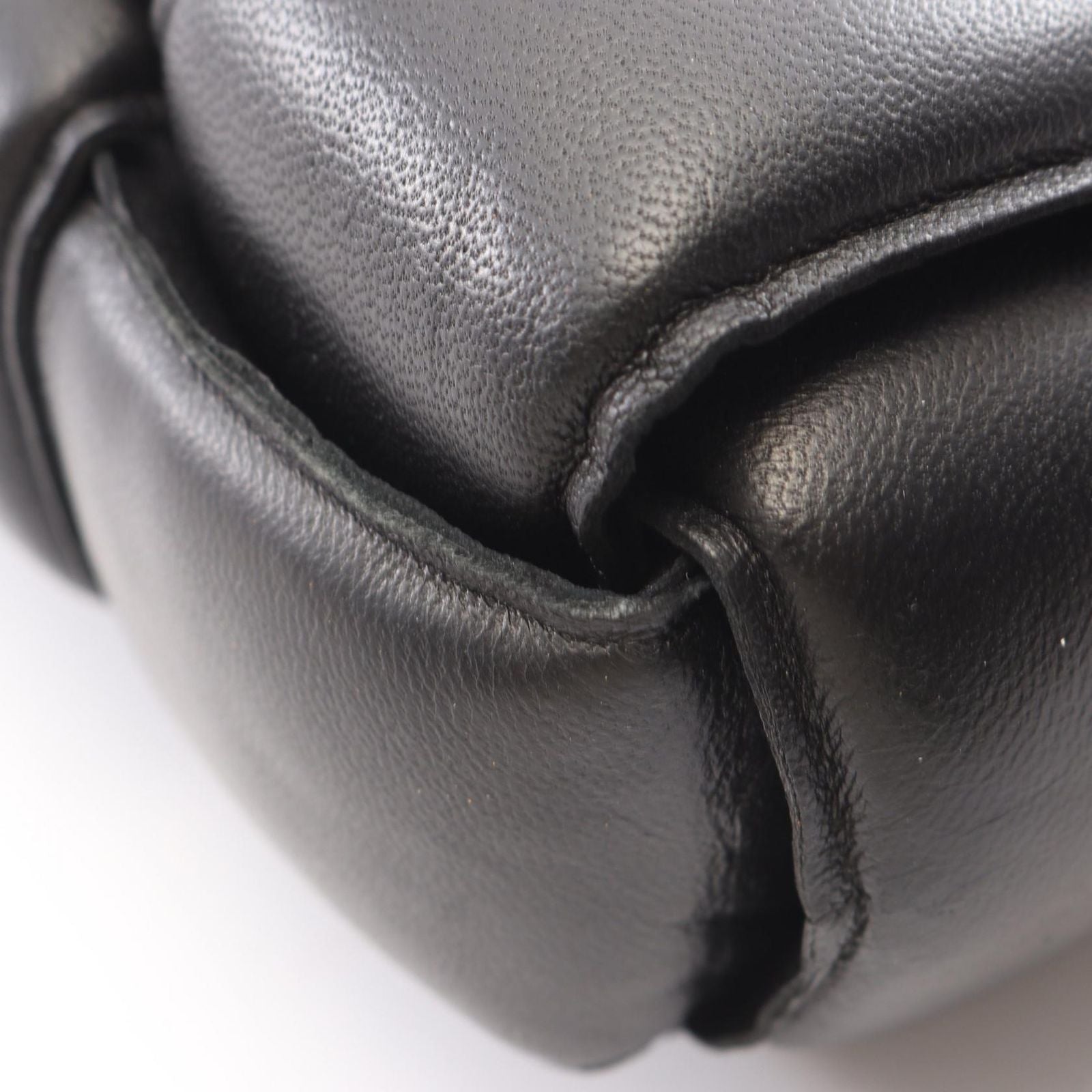 Bottega Veneta Shoulder Bag Padded Cassette Black Leather — view 7