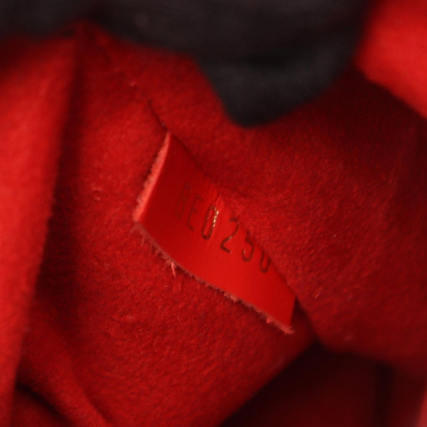 Louis Vuitton Shoulder Bag Neo Noe Monogram Coquelicot Coatingcanvas Leather — view 5