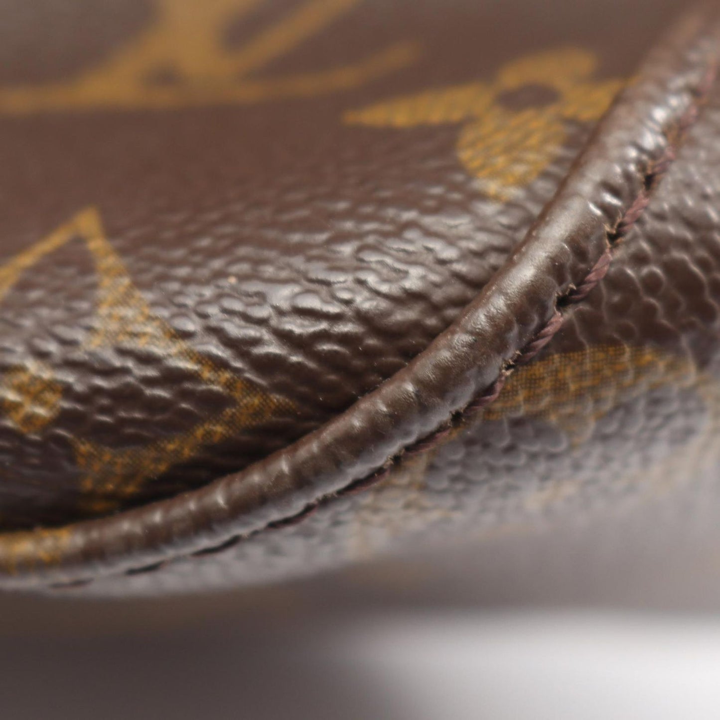 Louis Vuitton Shoulder Bag Looping GM Monogram Leather — view 7
